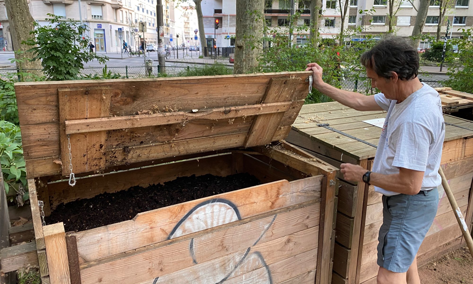 Un des composteurs de l'association Vol'Terre Part-Dieu